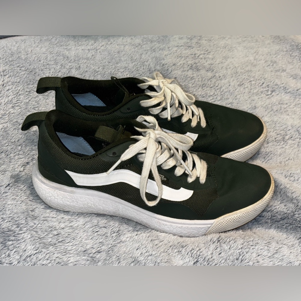Vans Green and White Women's Sneakers